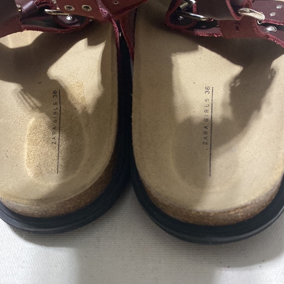 Zara Girl / Birkenstock Style Sandals - Picture 7 of 11